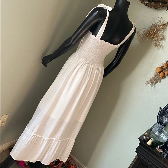 ZESICA White Flowy Maxi Dress - Picture 6 of 13